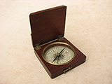 Antique Georgian mahogany cased pocket compass - circa 1820